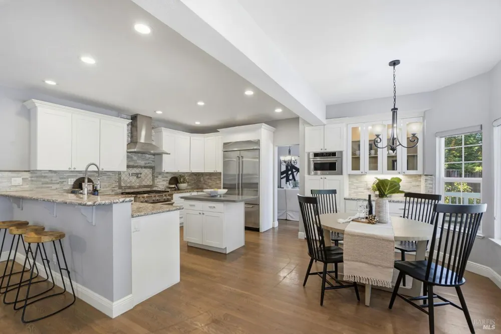 372 Fireweed Court Windsor, CA 95492