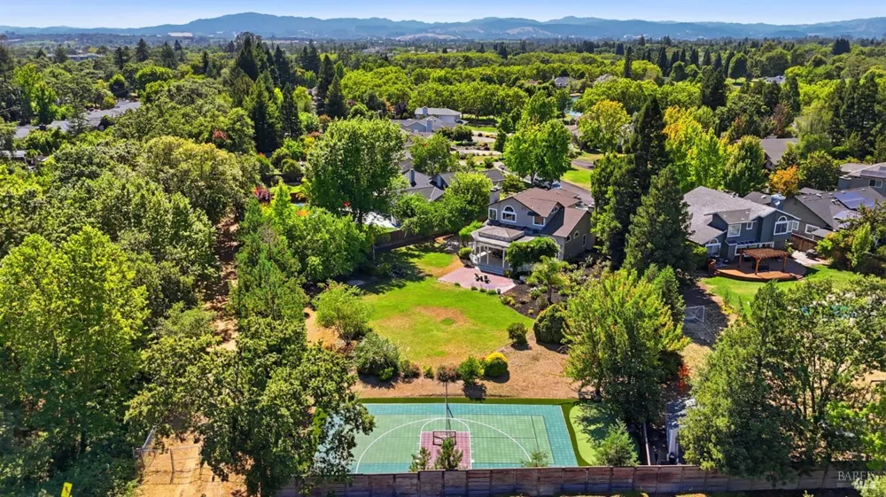 372 Fireweed Court Windsor, CA 95492