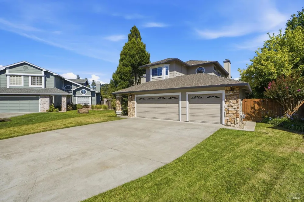 372 Fireweed Court Windsor, CA 95492