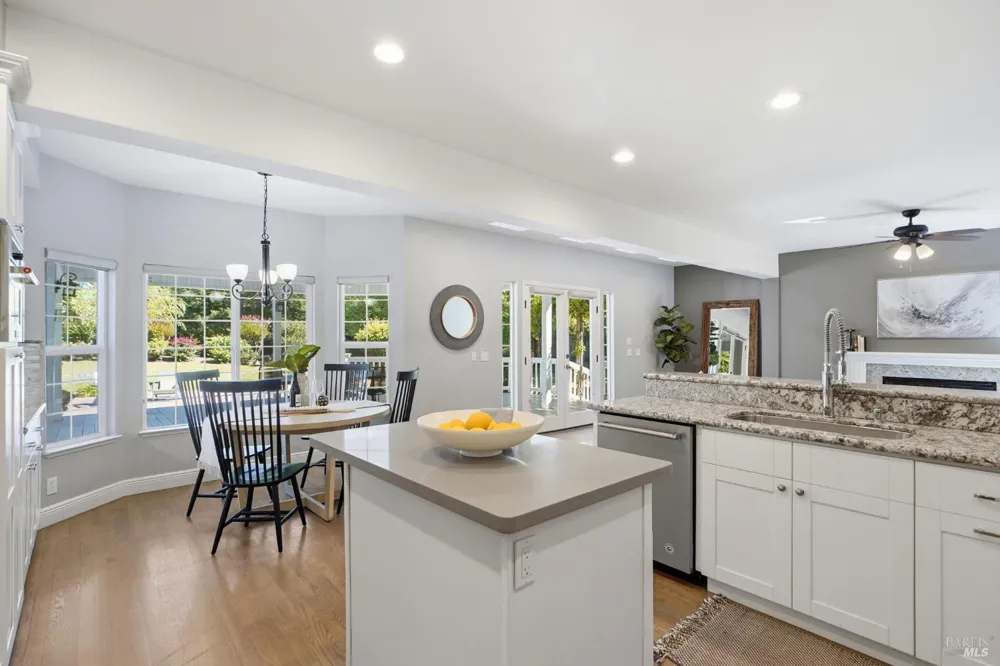 372 Fireweed Court Windsor, CA 95492