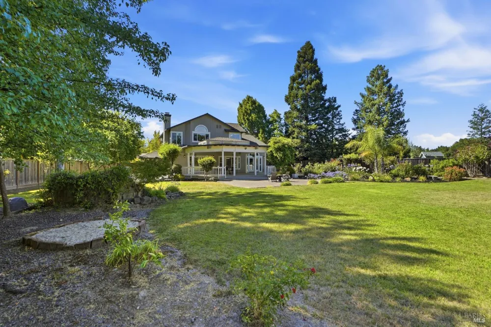 372 Fireweed Court Windsor, CA 95492