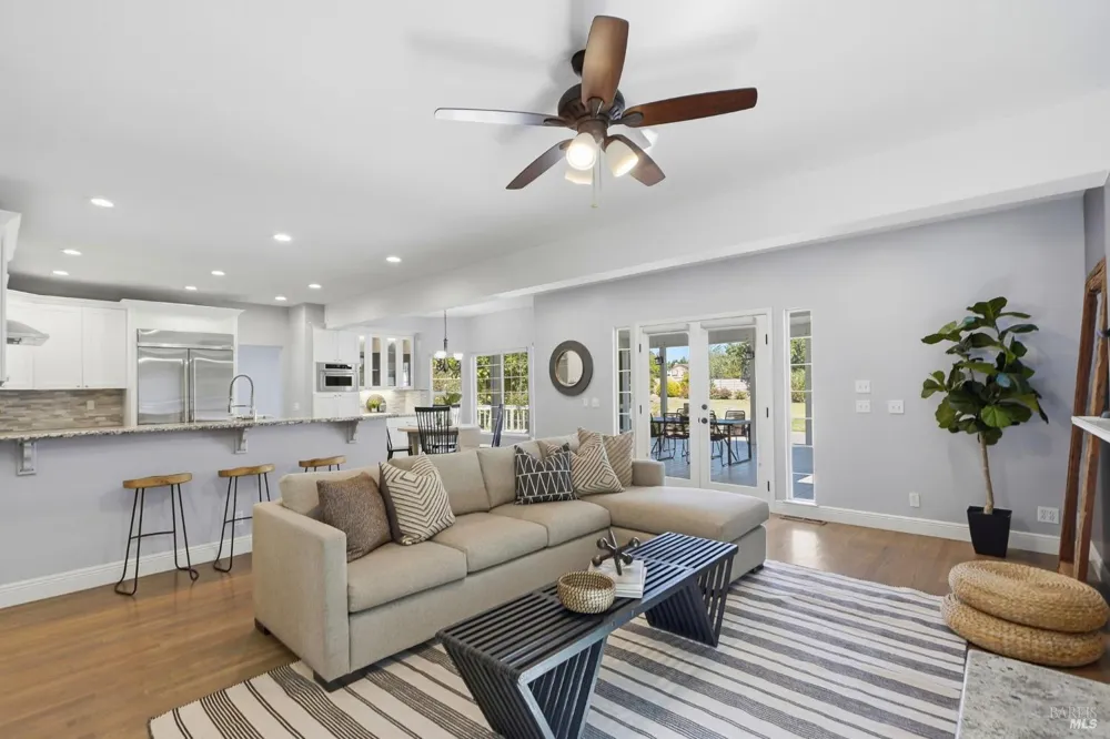 372 Fireweed Court Windsor, CA 95492