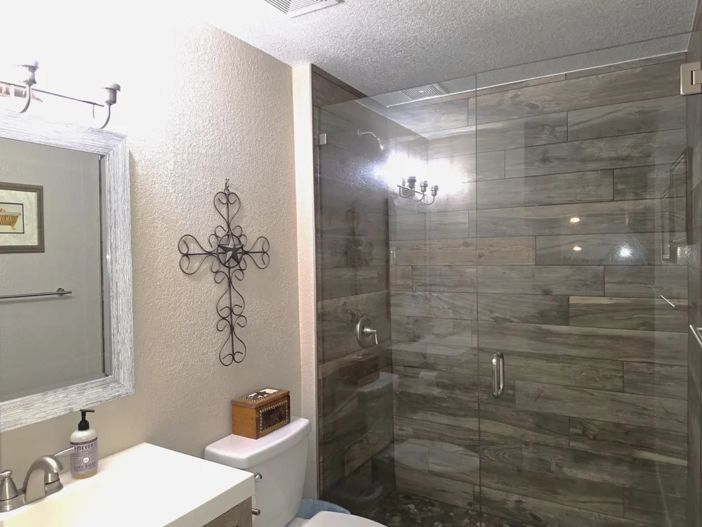 1601 Judy Lynn Drive #212 Spicewood, TX 78669