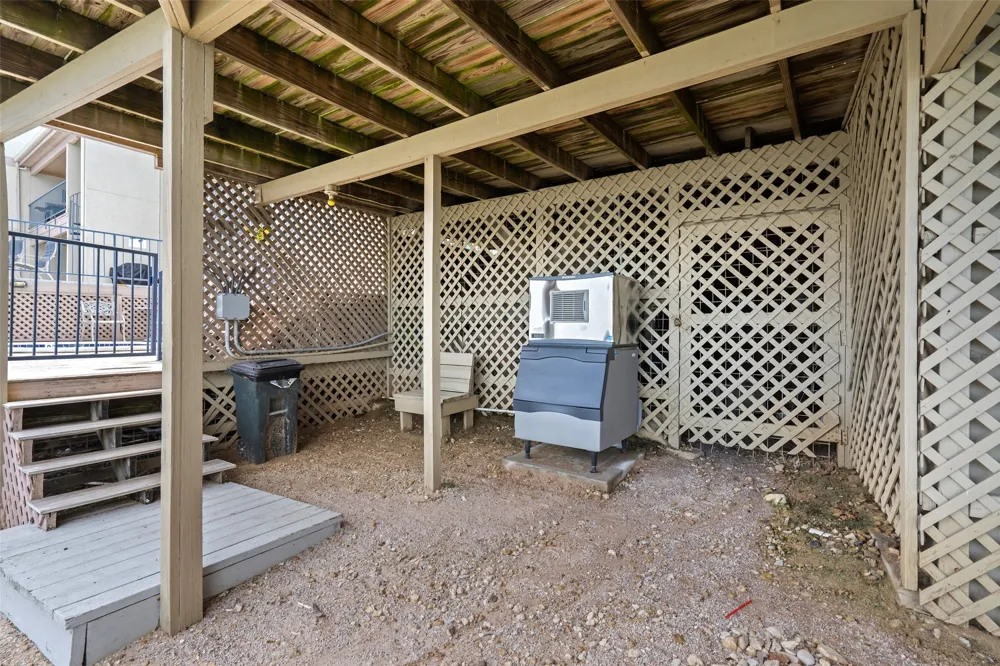 1601 Judy Lynn Drive #212 Spicewood, TX 78669