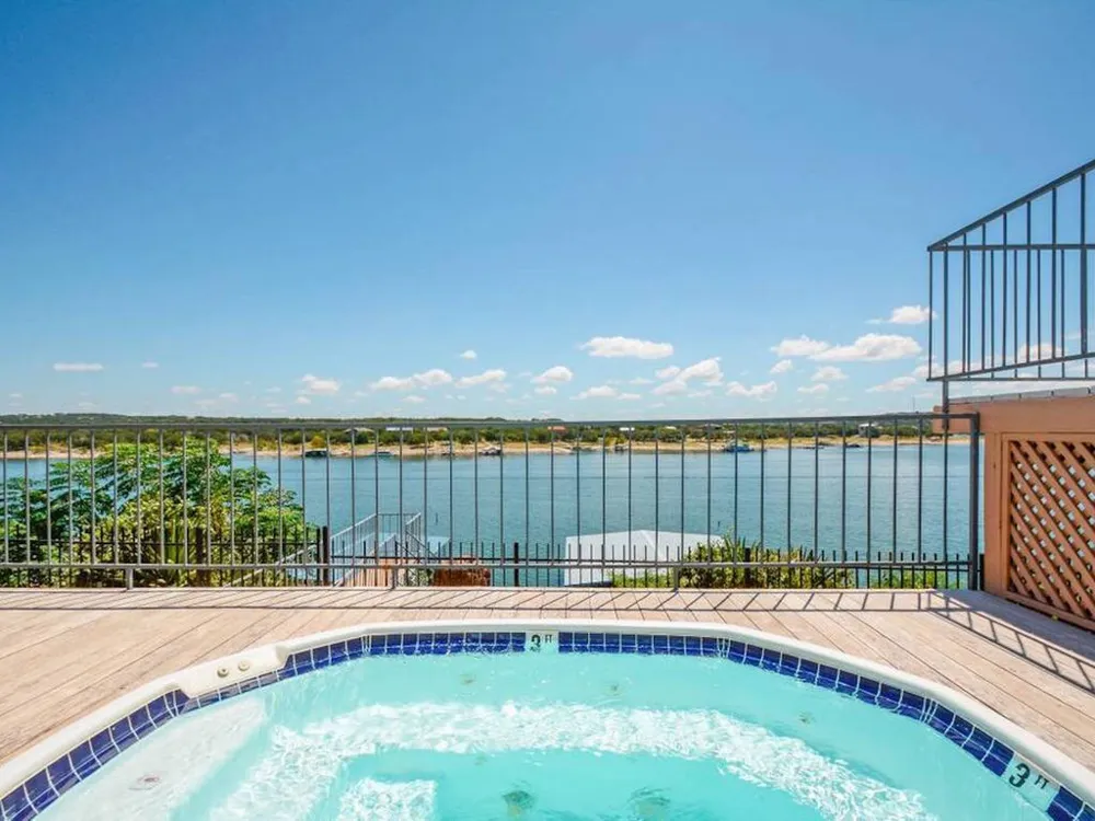 1601 Judy Lynn Drive #212 Spicewood, TX 78669