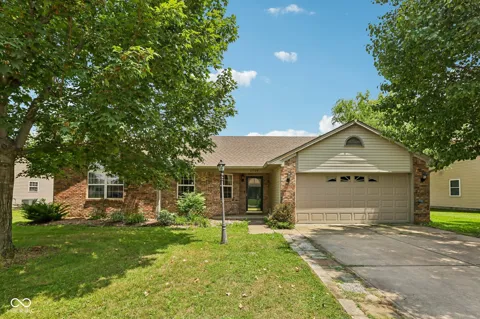 1719 Acorn Road