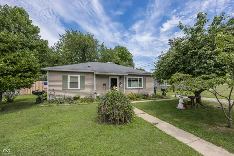 16 Allen Lane