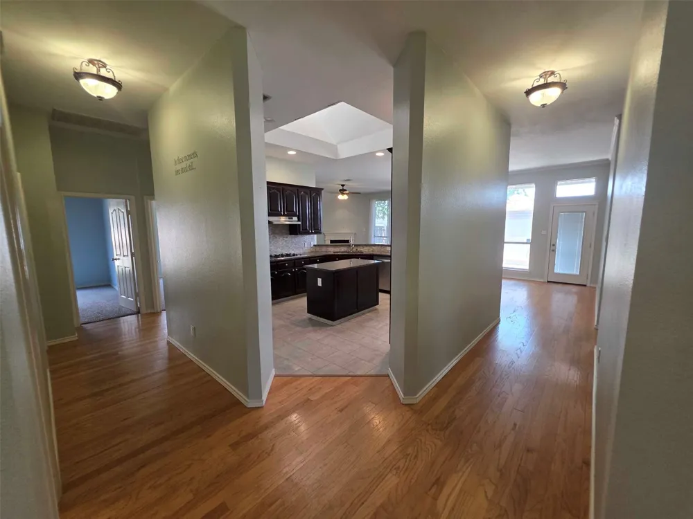 5856 Echo Bluff Drive Haltom City, TX 76137