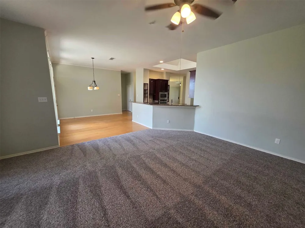 5856 Echo Bluff Drive Haltom City, TX 76137
