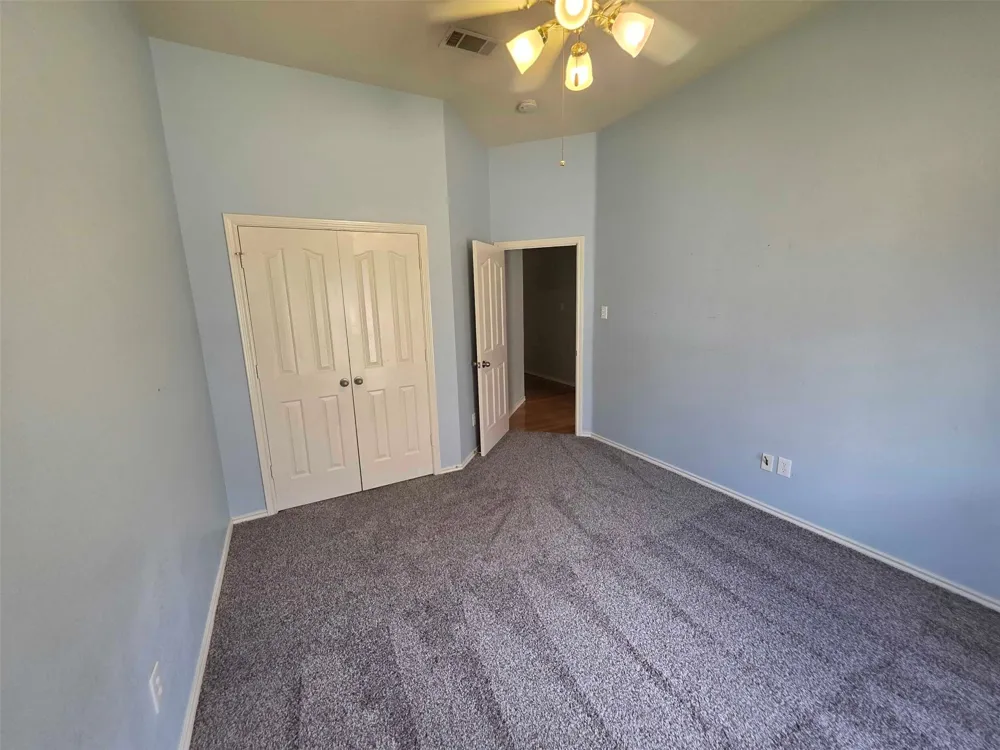 5856 Echo Bluff Drive Haltom City, TX 76137