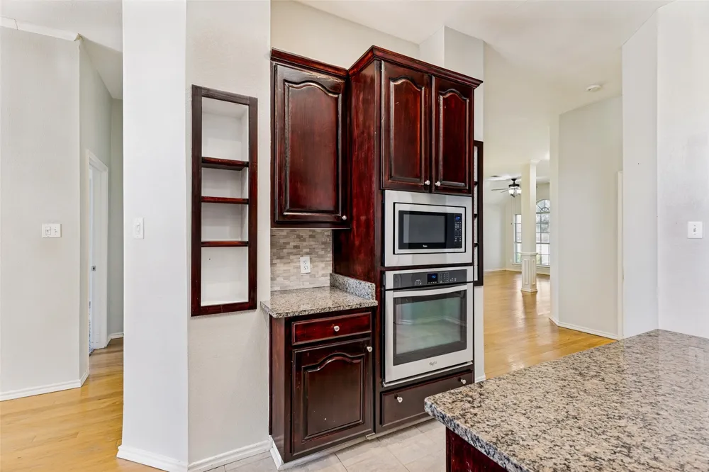 5856 Echo Bluff Drive Haltom City, TX 76137