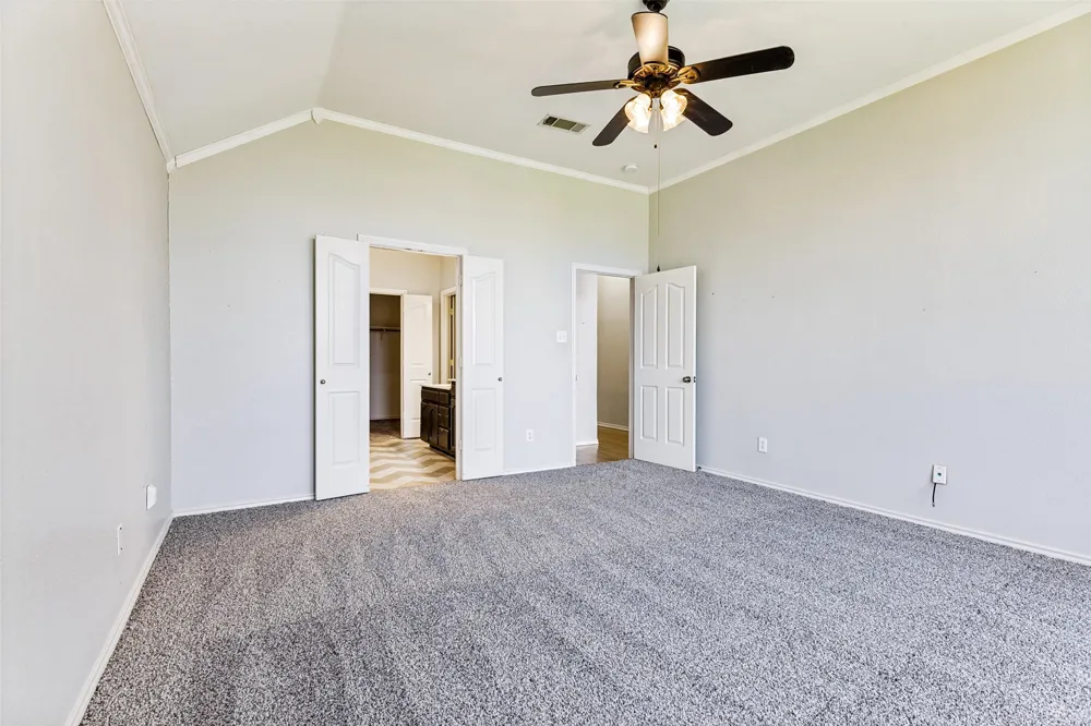5856 Echo Bluff Drive Haltom City, TX 76137