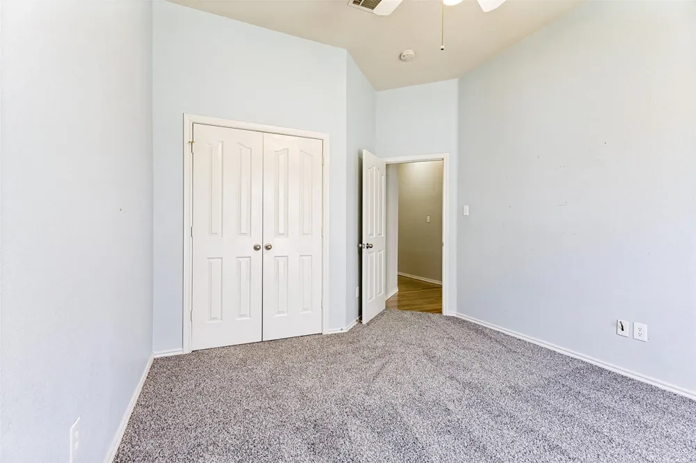 5856 Echo Bluff Drive Haltom City, TX 76137