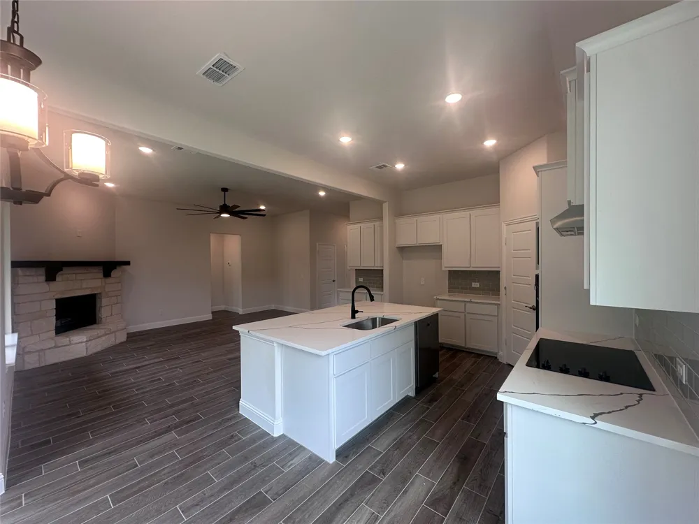 610 Kyle Drive Tioga, TX 76271