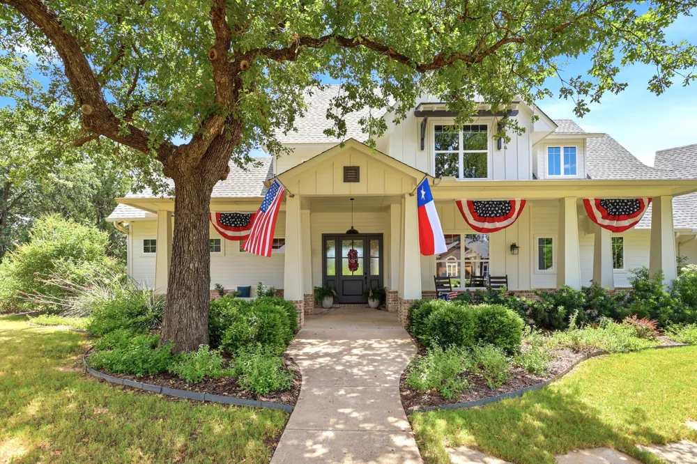 533 S Sugartree Drive Lipan, TX 76462