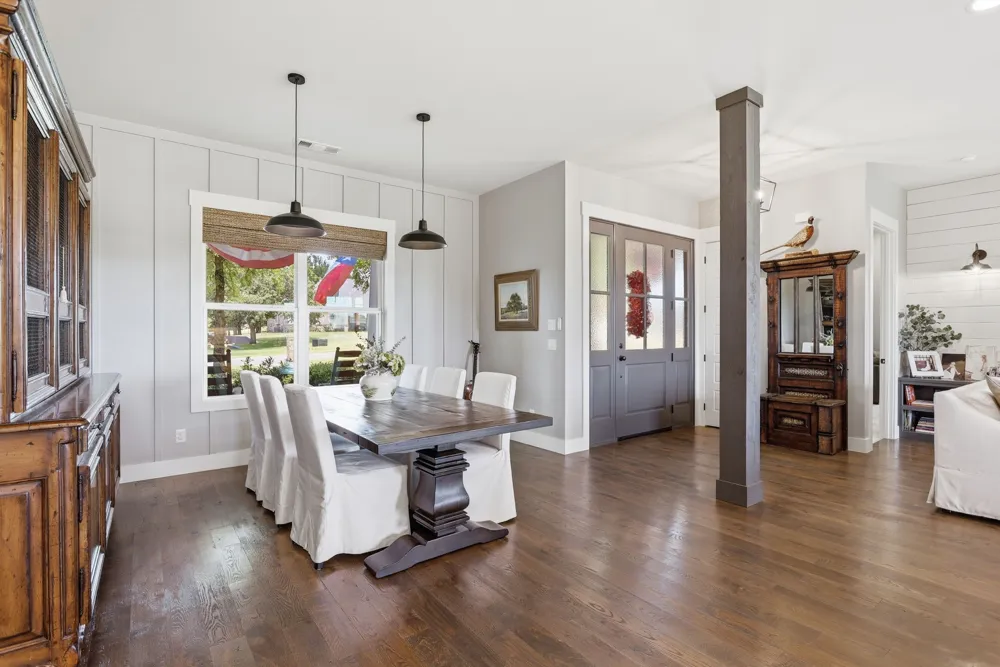 533 S Sugartree Drive Lipan, TX 76462