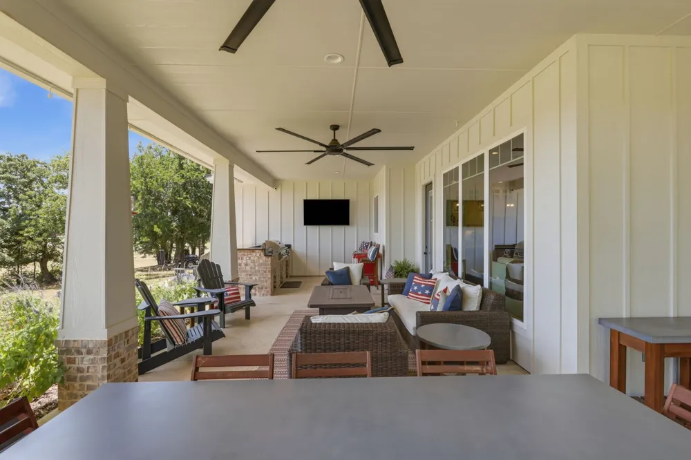 533 S Sugartree Drive Lipan, TX 76462