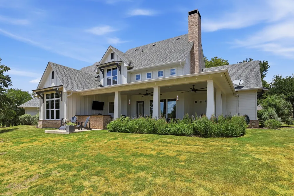 533 S Sugartree Drive Lipan, TX 76462
