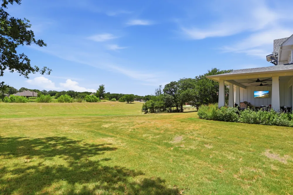 533 S Sugartree Drive Lipan, TX 76462
