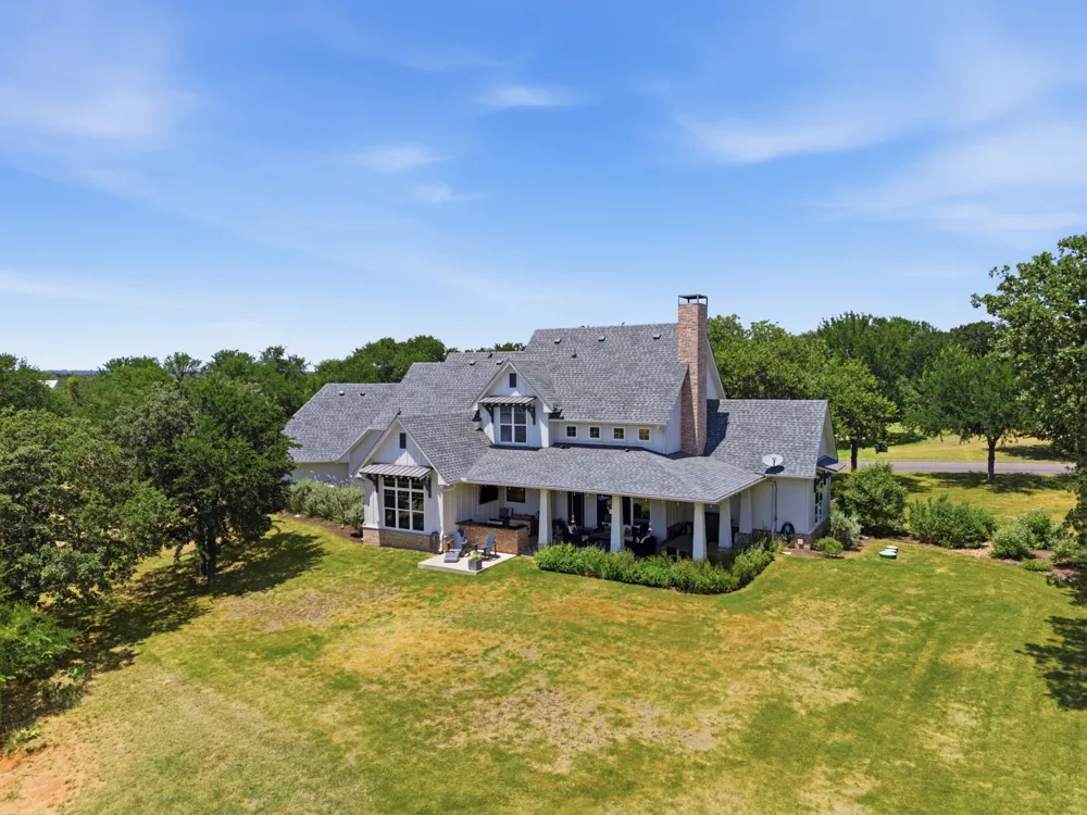 533 S Sugartree Drive Lipan, TX 76462