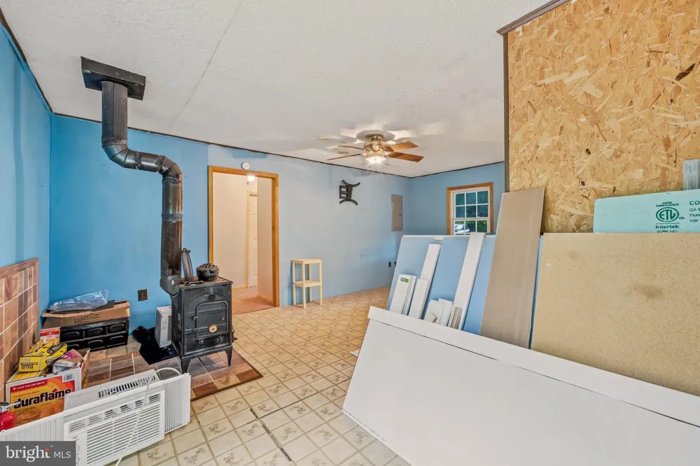 602 PLUM TREE LANE Berkeley Springs, WV 25411