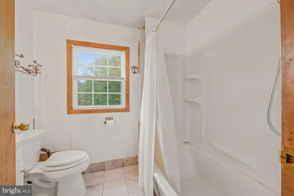 602 PLUM TREE LANE Berkeley Springs, WV 25411