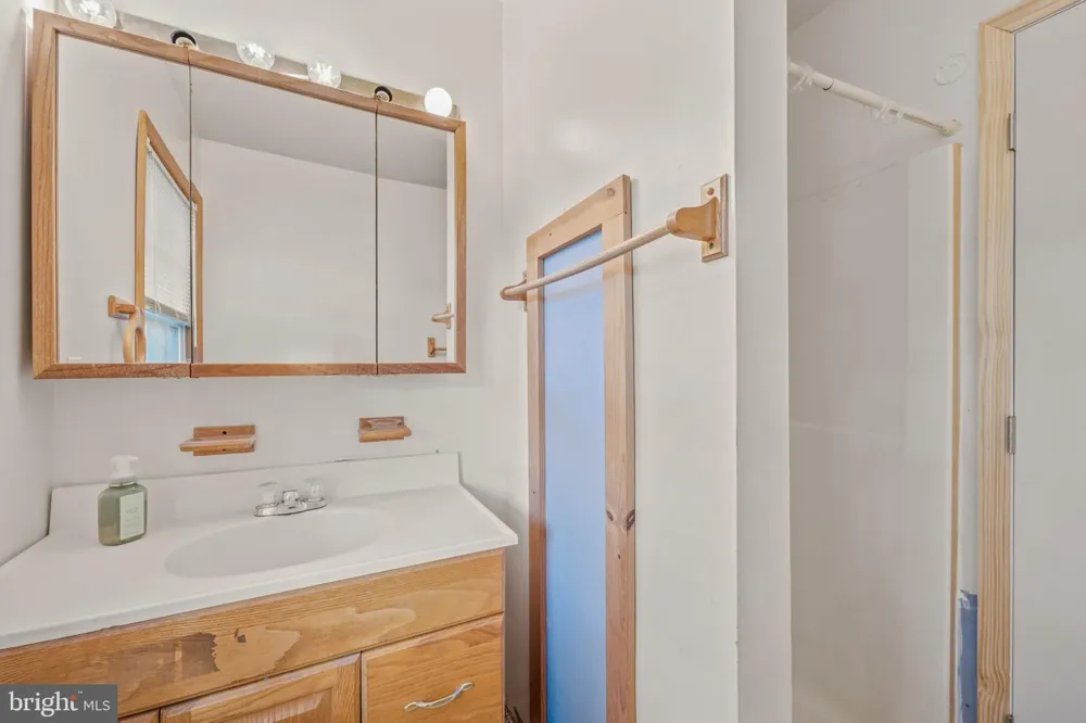 602 PLUM TREE LANE Berkeley Springs, WV 25411