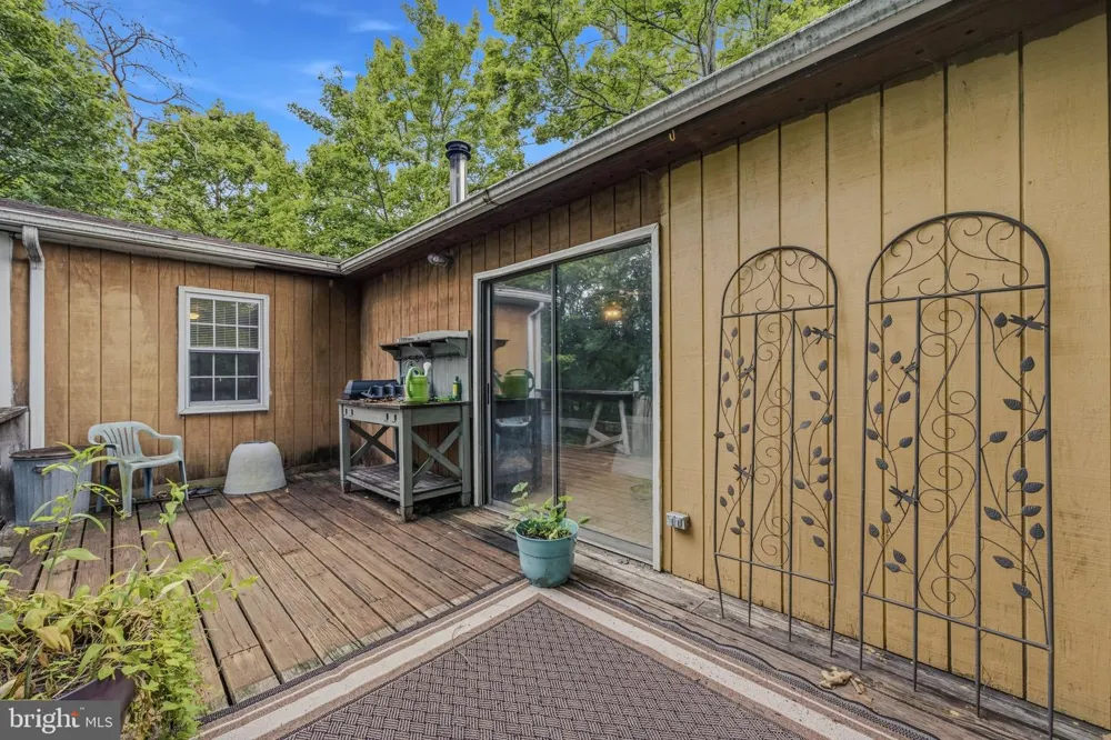 602 PLUM TREE LANE Berkeley Springs, WV 25411