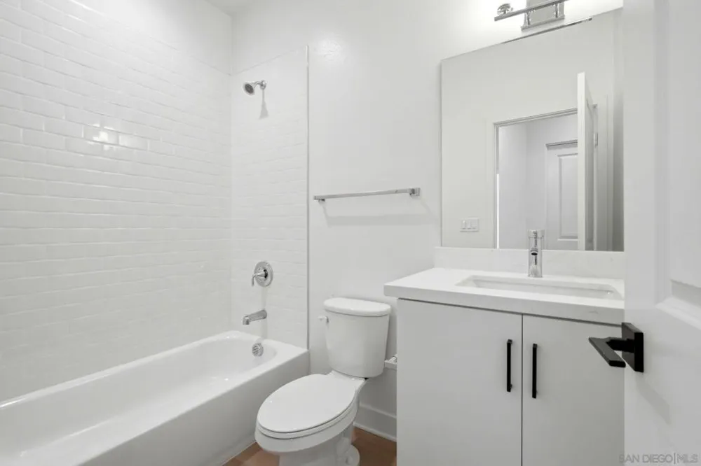 244 Pico Ave #13 San Marcos, CA 92069
