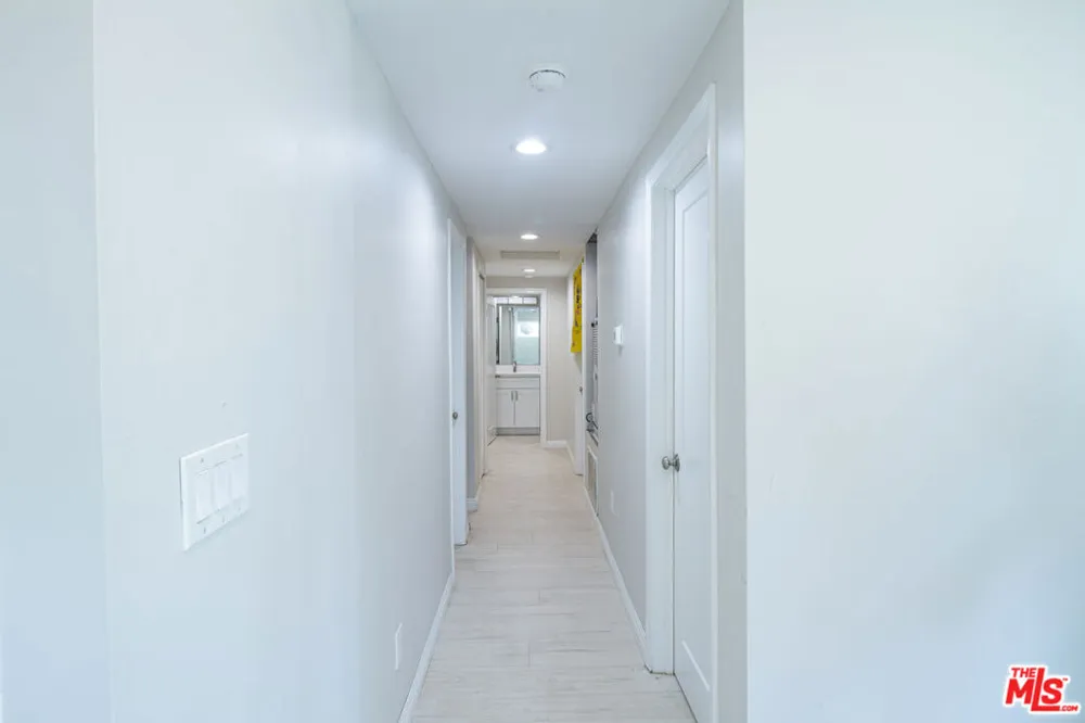 12100 Adelphia Avenue San Fernando, CA 91340