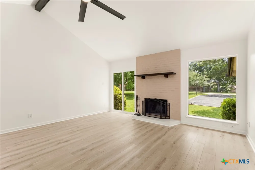 655 Loop 337 #202 New Braunfels, TX 78130