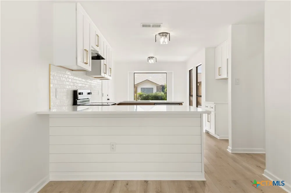 655 Loop 337 #202 New Braunfels, TX 78130