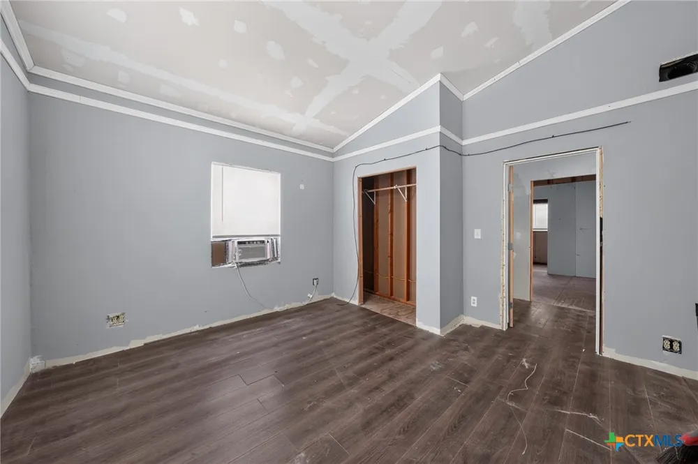 922 Northwood Circle Rockdale, TX 76567