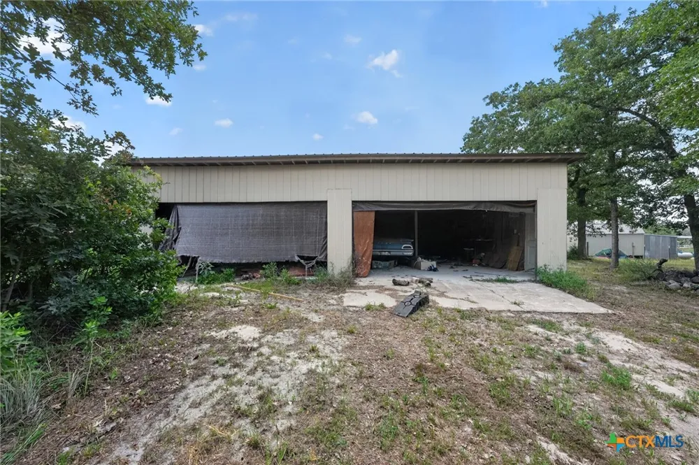922 Northwood Circle Rockdale, TX 76567