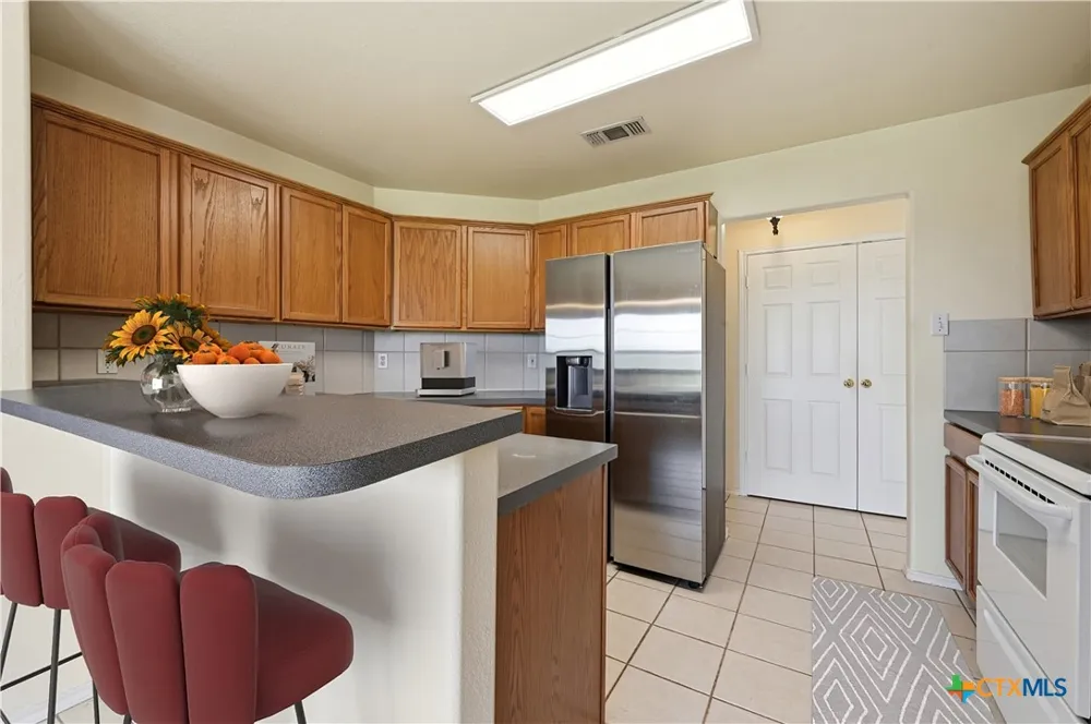 145 Castlewood Drive Seguin, TX 78155
