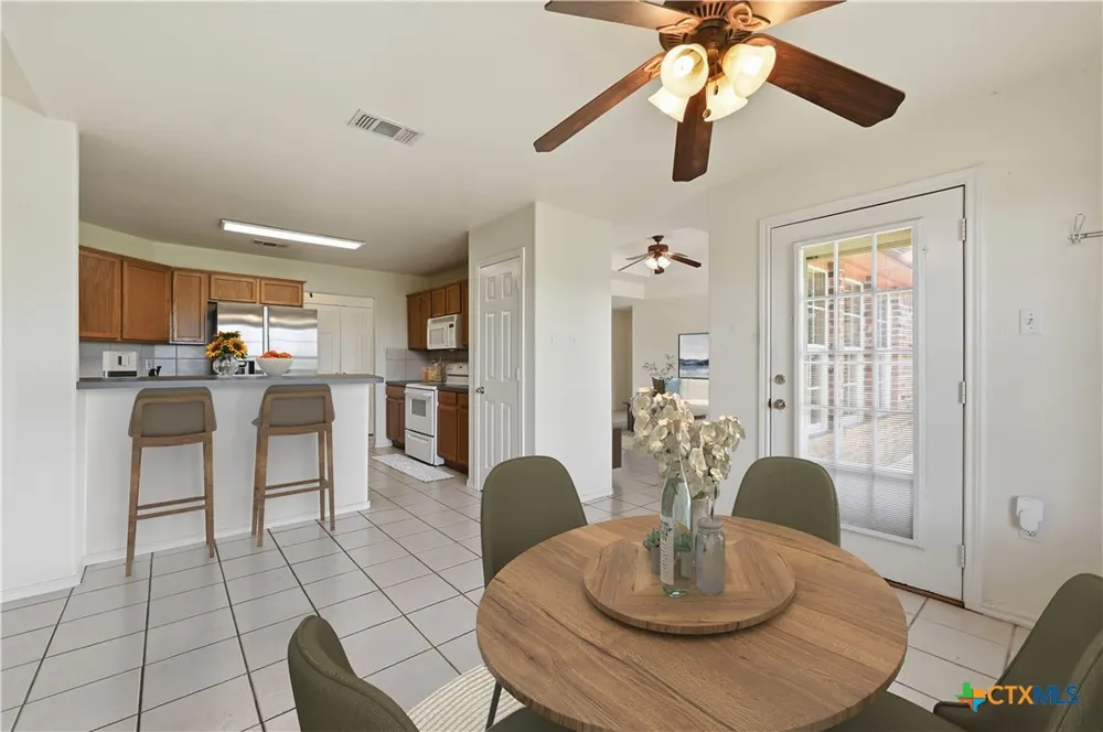 145 Castlewood Drive Seguin, TX 78155
