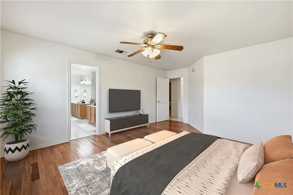 145 Castlewood Drive Seguin, TX 78155