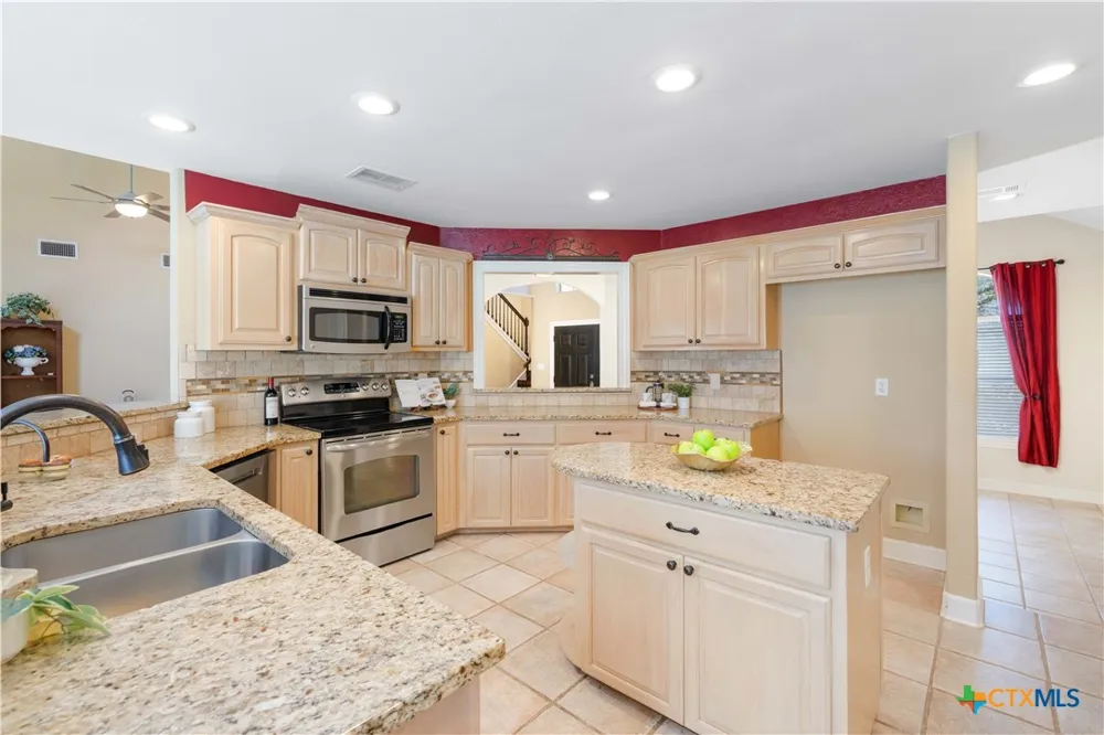 26307 Dancing Bear San Antonio, TX 78260