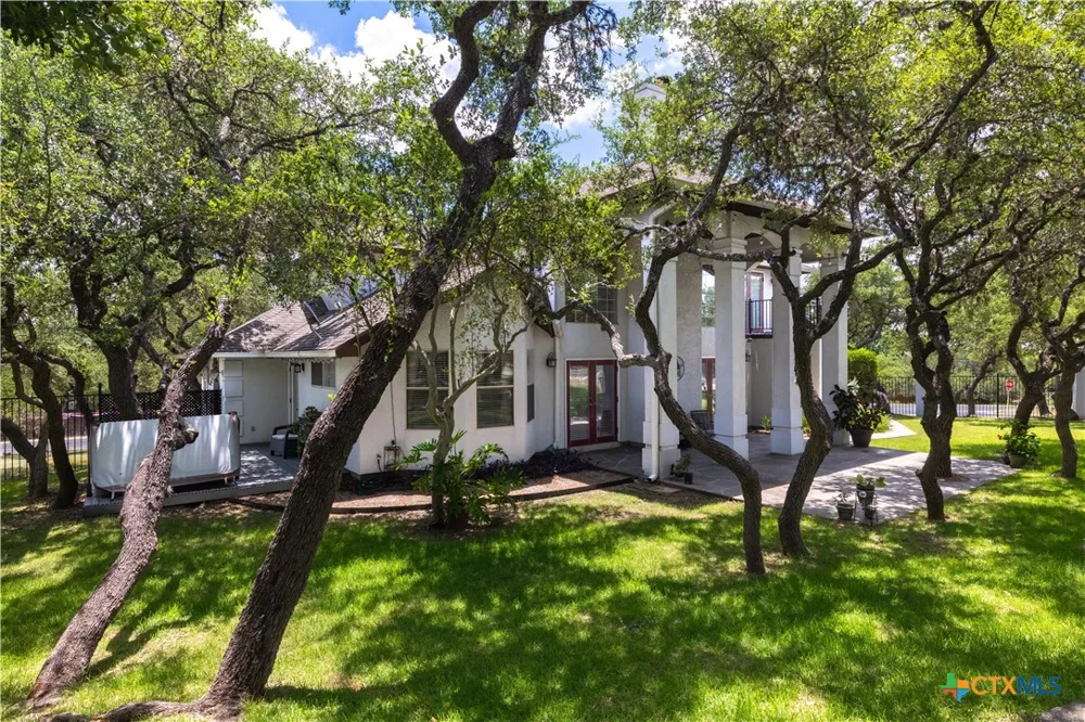 26307 Dancing Bear San Antonio, TX 78260