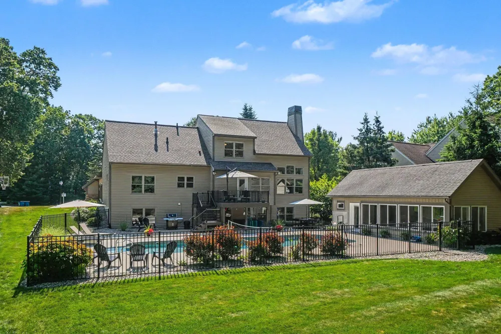 16033 Waterleaf Trail Spring Lake, MI 49456
