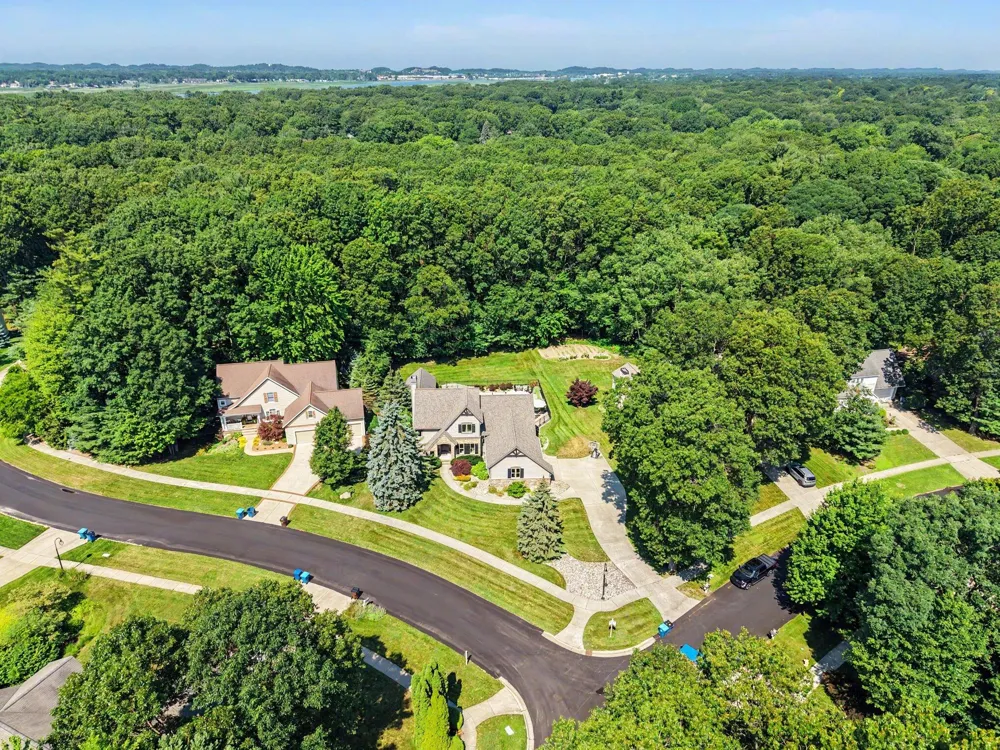 16033 Waterleaf Trail Spring Lake, MI 49456