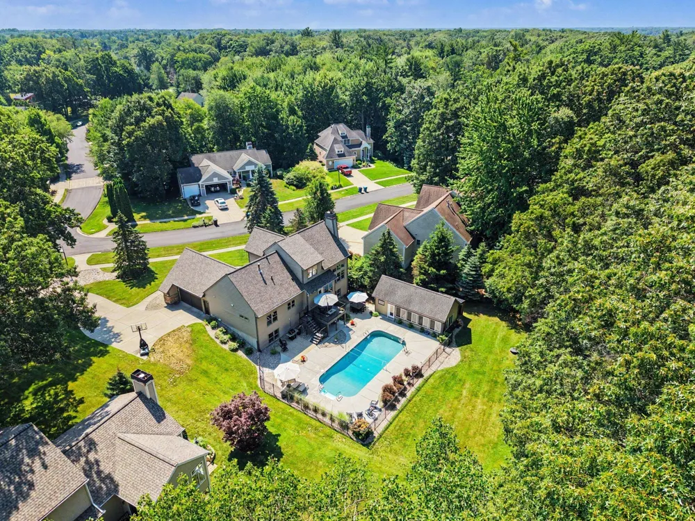 16033 Waterleaf Trail Spring Lake, MI 49456