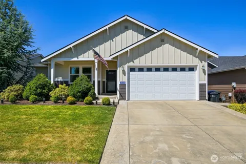 3835 Autumn Way