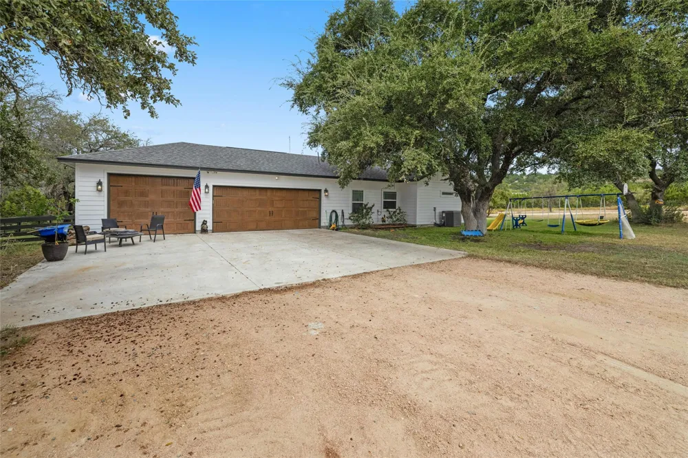 1090 County Road 334 Burnet, TX 78611