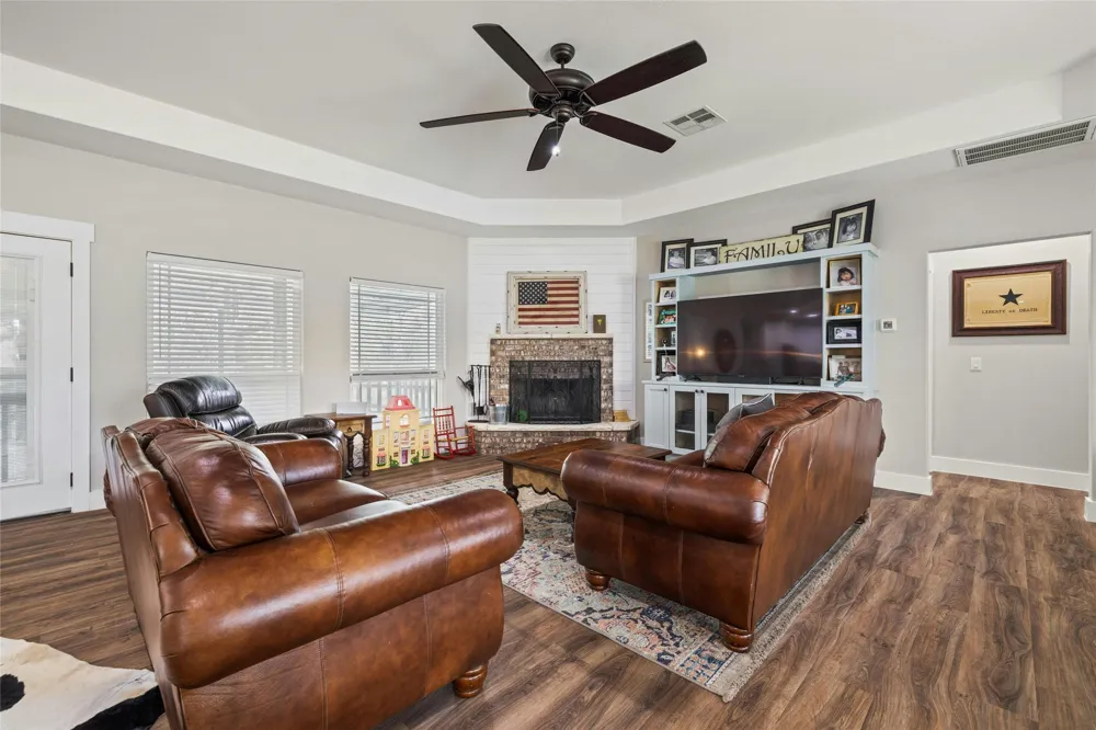 1090 County Road 334 Burnet, TX 78611