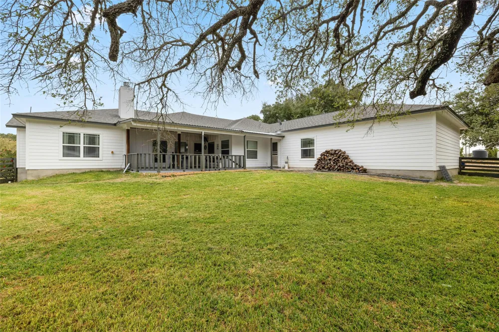 1090 County Road 334 Burnet, TX 78611