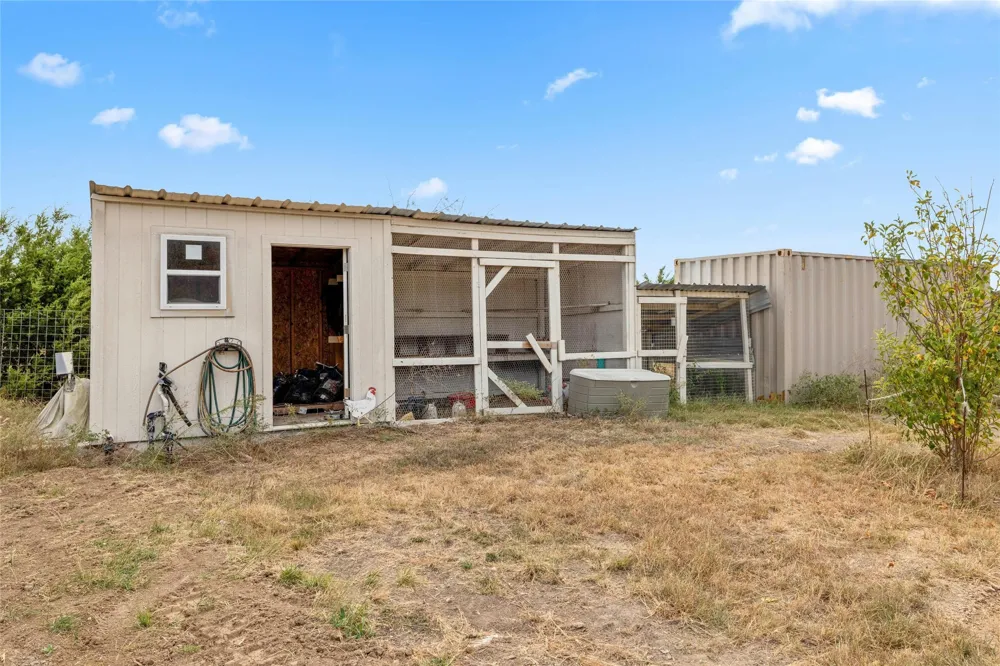 1090 County Road 334 Burnet, TX 78611