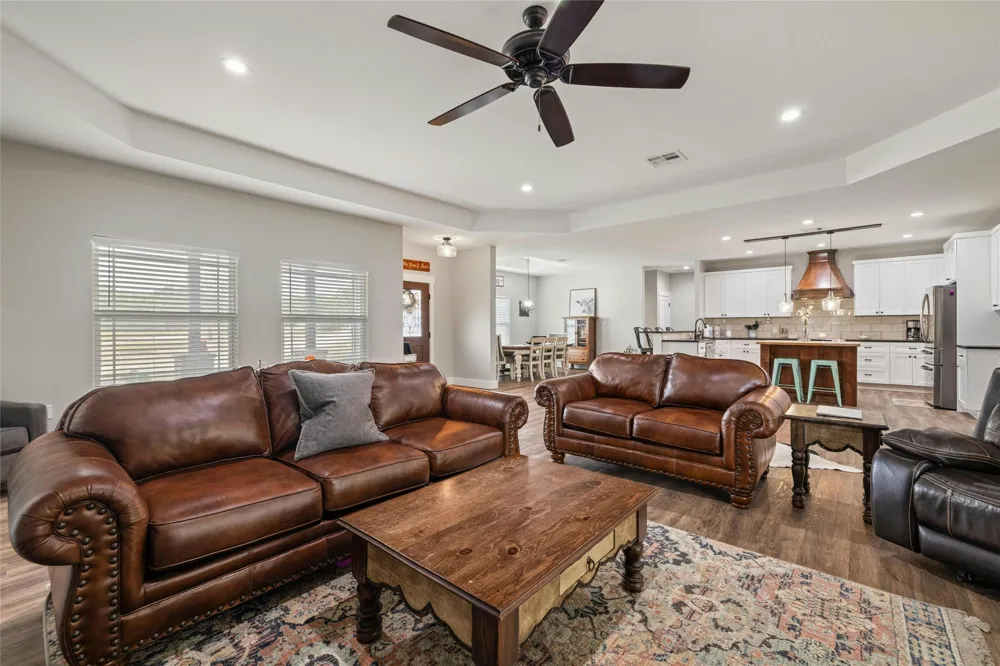 1090 County Road 334 Burnet, TX 78611