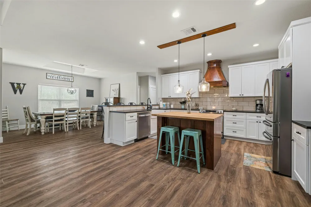 1090 County Road 334 Burnet, TX 78611