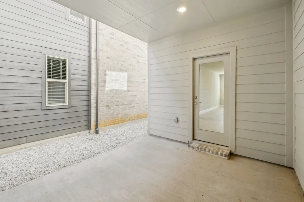 2736 Teton Street Corinth, TX 76210